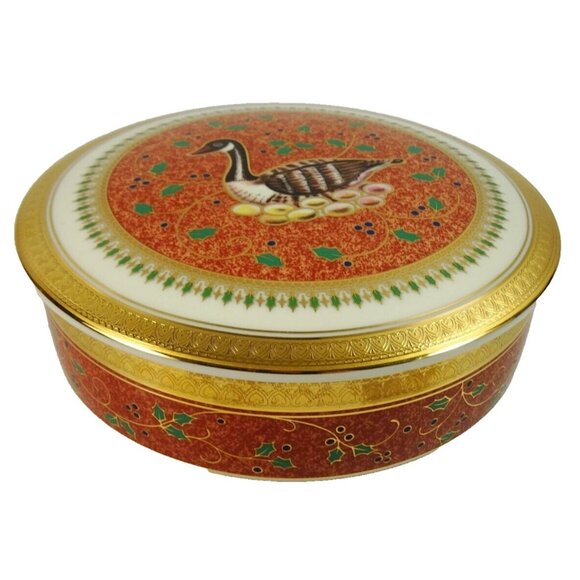 Mikasa Twelve Days of Christmas Round Box Bowl w Lid Six Geese a Laying 1999 - Picture 3 of 5
